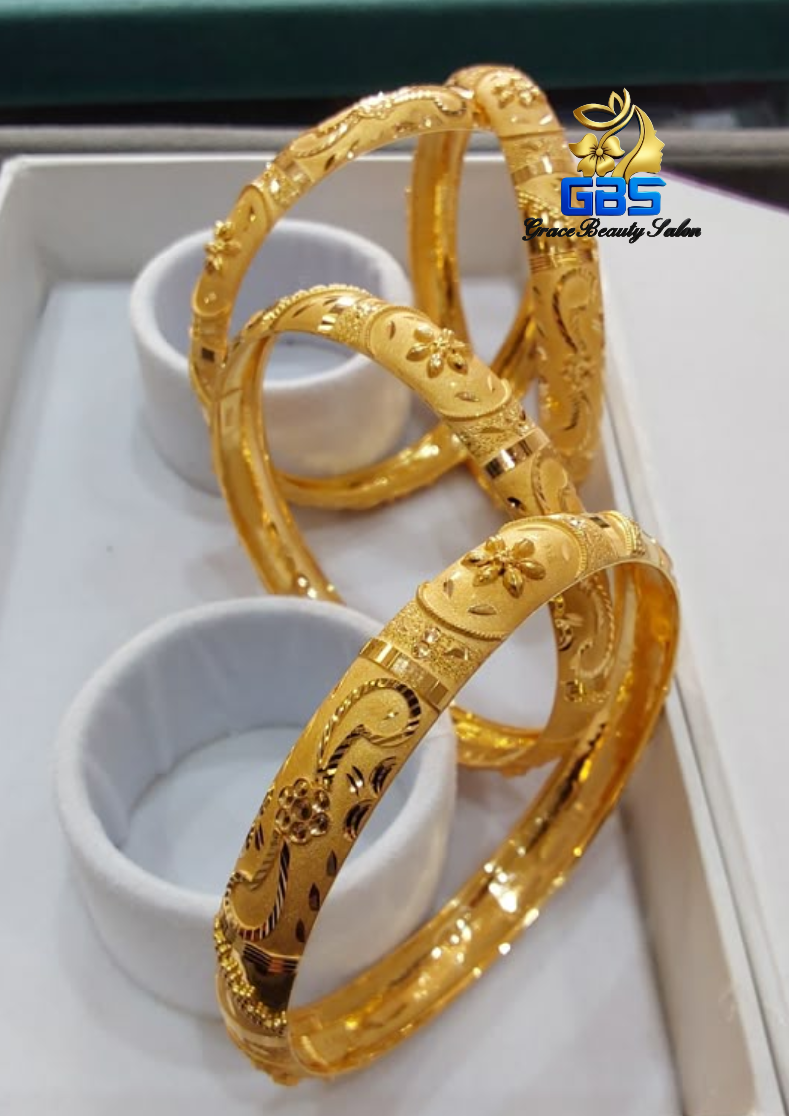 Gold Bangles Set